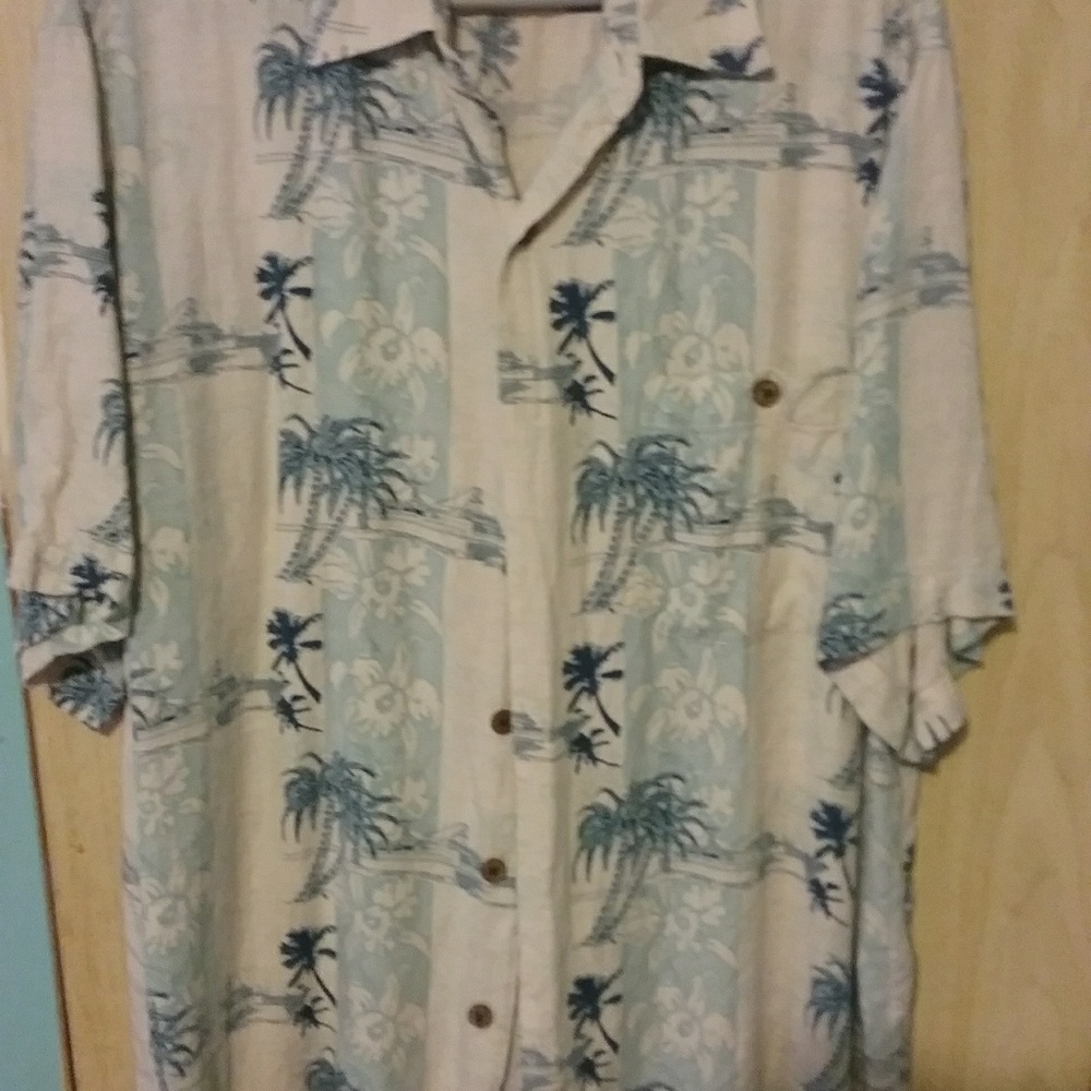 Mens Hawaiian  short sleeve shirt